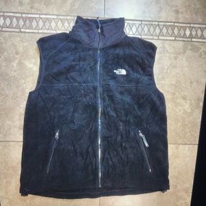 The North Face Men’s Fleece Vest